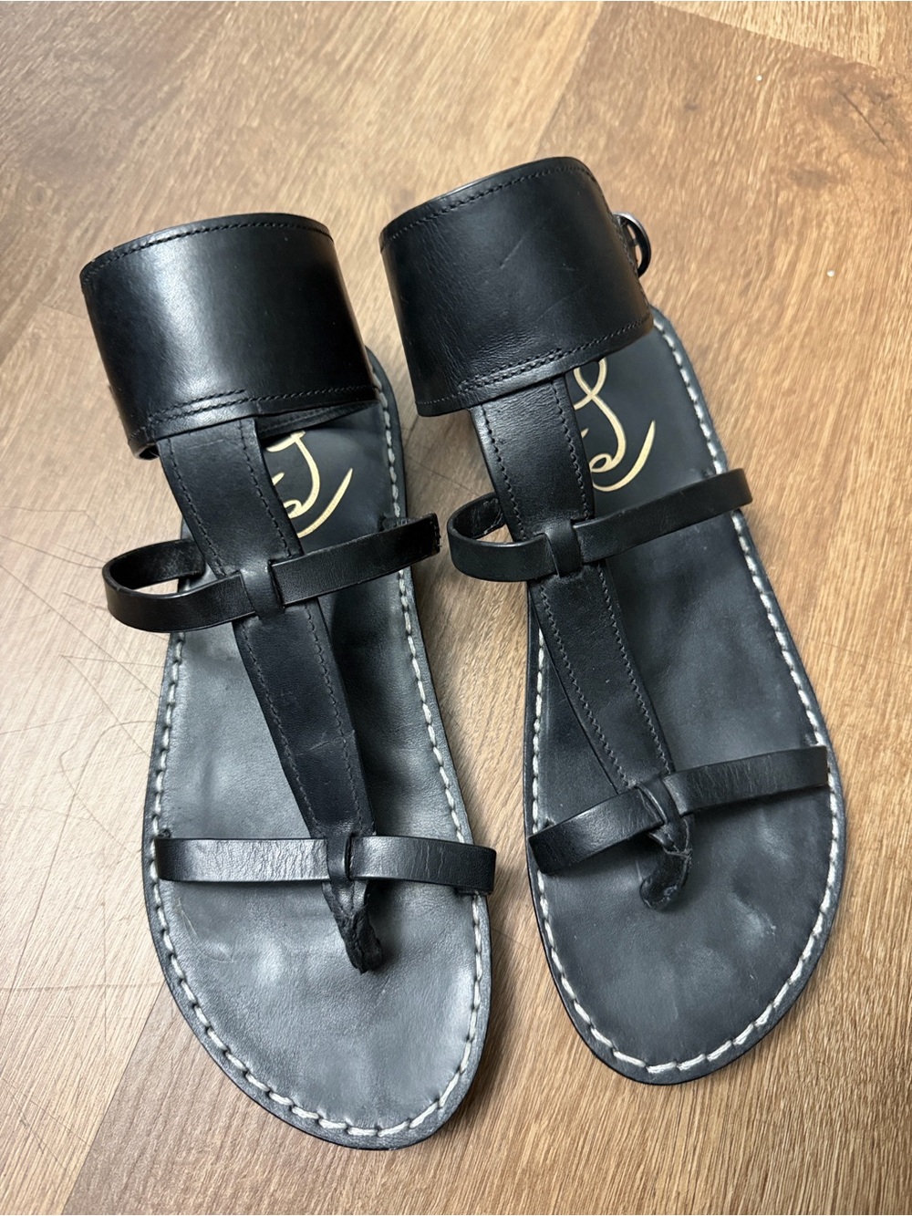 Sam Edelman black leather Mollie gladiator sandals distinctive ankle strap 8